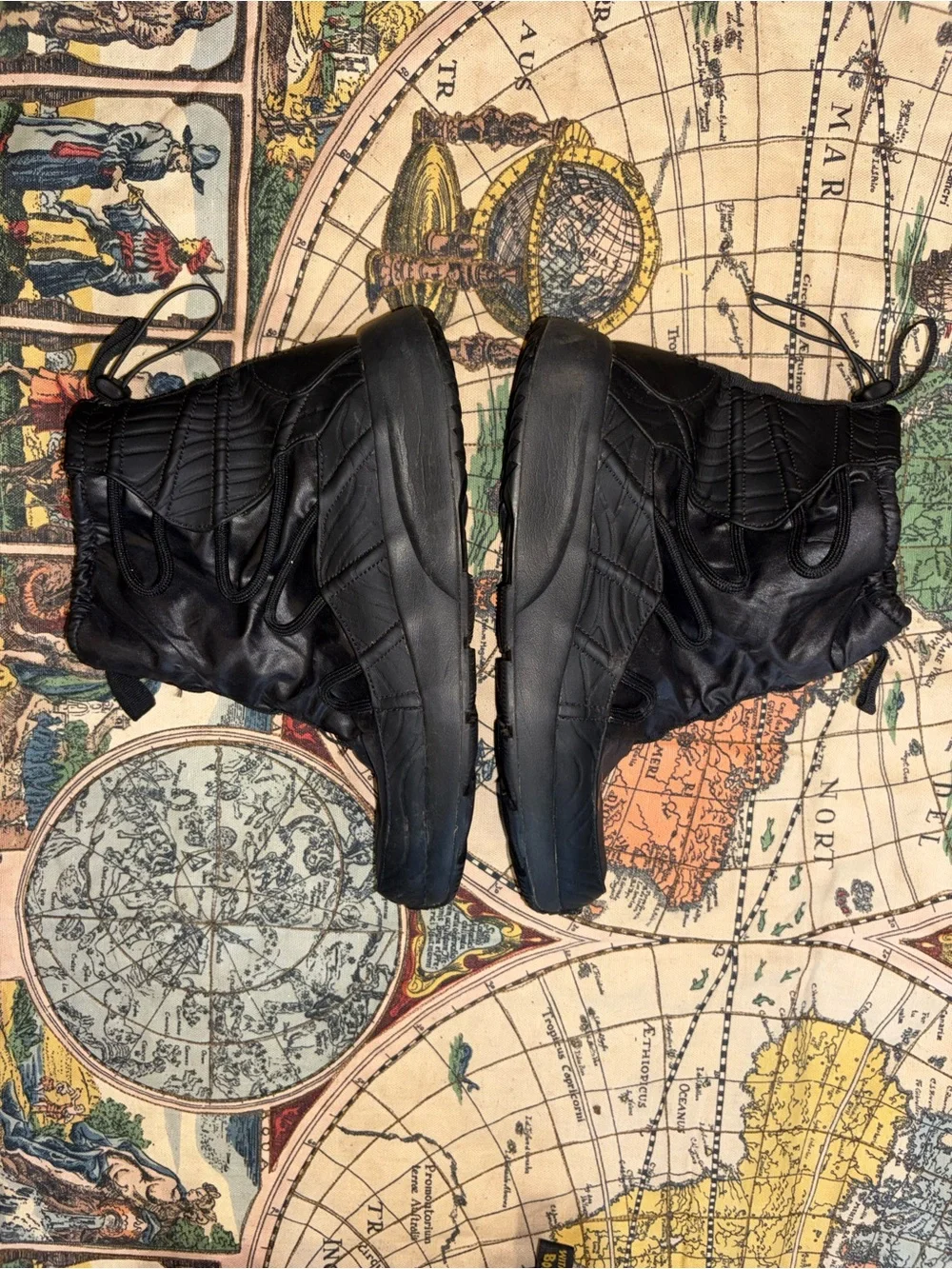 Men's Black Winter Ankle Boots - Sleek Insulated Design